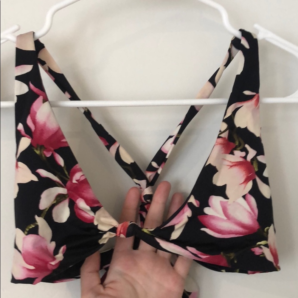 Frankie’s Bikini